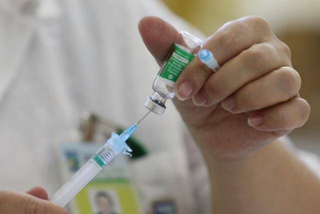 Paran alcana a marca de 163 mil vacinados contra a Covid-19