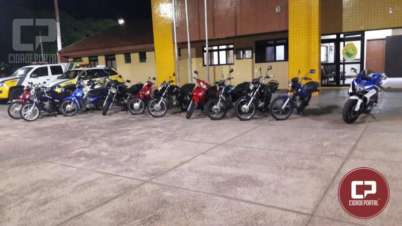 Polcia Militar e GM apreendem 12 motocicletas com irregularidades em blitz fiscalizatria na regio central de Umuarama
