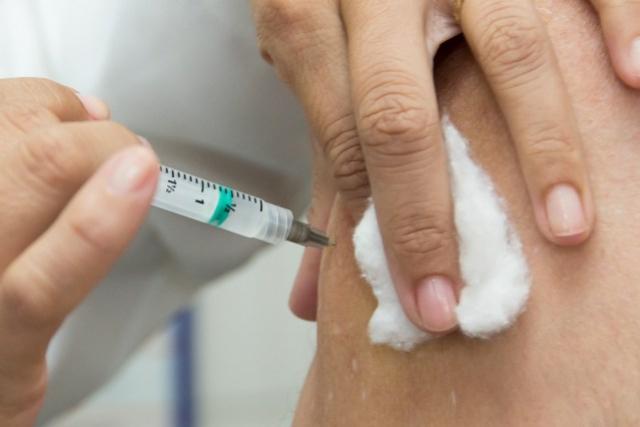 Vacinao contra gripe ser retomada nesta sexta, 10, para idosos acima de 65 anos em Campo Mouro