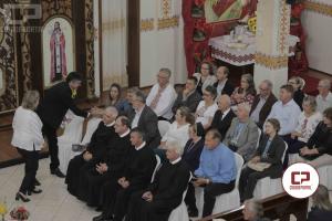 Cmara de Campo Mouro entrega moo  Santssima Trindade pelos 60 anos
