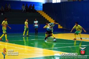Barbosa Ferraz inicia a competio com vitria frente  equipe de Farol no Futsal