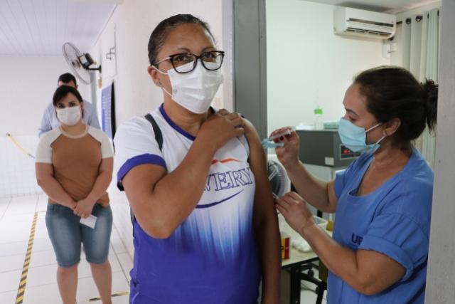 Saúde de Campo Mourão retoma dose de reforço da vacina contra Covid nesta sexta-feira, 14