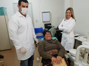 Centro de Especialidades Odontolgicas reduz fila de espera de prteses dentrias