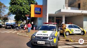 Polícia Militar age rápido em Campo Mourão e prende homem que tinha invadido agência bancária com uma faca