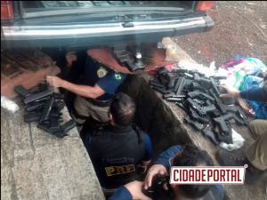 A Polcia Rodoviria Federal apreendeu 56 pistolas em Santa Terezinha de Itaipu