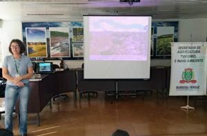 Plano Safra aliado a conservação de solos são temas de palestra em Barbosa Ferraz
