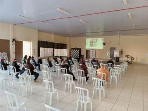 Produtores da regio de Campo Mouro participam de evento sobre Sericicultura - Criao do Bicho da Seda