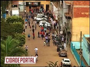 VDEO: Policial e vigilante so mortos em tentativa de assalto, Crime aconteceu hoje em Minas Gerais