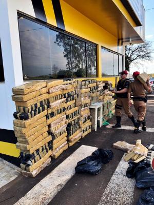 Polícia Rodoviária Estadual apreende 1,5 tonelada de maconha em Umuarama-PR