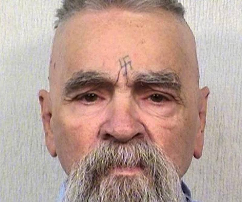 Serial killer Charles Manson  internado em estado grave nos EUA
