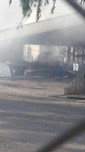 Caldeira explode e d incio a incndio na Cocamar em Maring