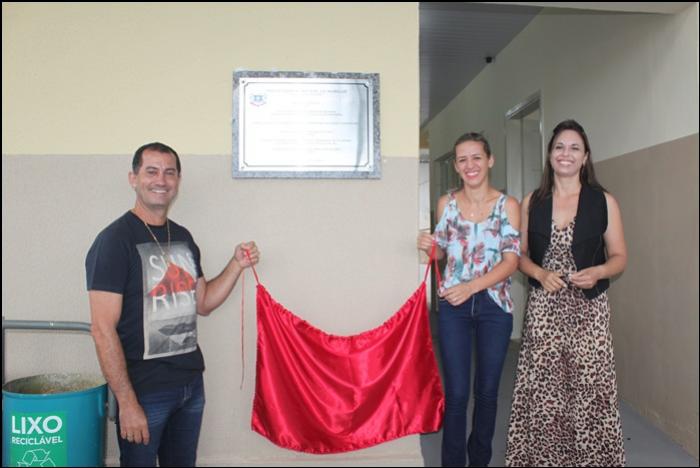 Prefeito Paulinho Alves e Secretariado Municipal, inauguraram a reforma da Escola Municipal Arnaldo Busato