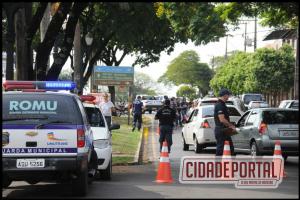 Guarda Municipal de Umuarama atende a populao pelo telefone 153