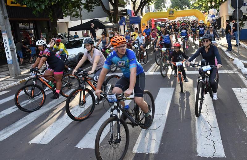 Dia de Tiradentes ter o tradicional passeio ciclstico pelas ruas de Umuarama