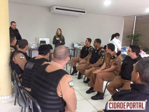 Polcia Militar de Umuarama em parceria com a UNIPAR e com Secretria realiza dia de sade no batalho
