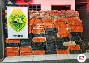 Policiais Militares apreendem mais de um mil quilos de maconha em Umuarama