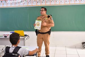 Programa Educacional de Resistncia s Drogas  retomado nas escolas de Umuarama