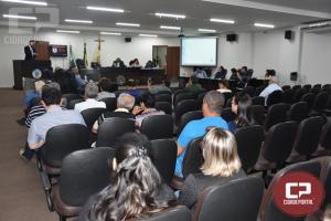 Vereadores de Umuarama apreciam sete projetos e um veto