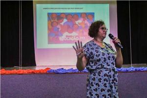 Professores da rede municipal de Umuarama participam de formao continuada