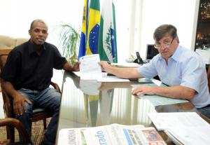 Secretaria de Agricultura receber trs veculos em Umuarama