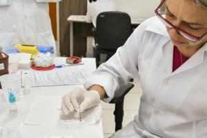 Ambulatrio de Infectologia estende testagem rpida a empresas locais de Umuarama