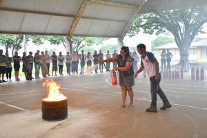 Curso forma novos brigadistas nas escolas municipais, CMEIs e na Smel de Umuarama