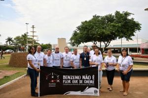 Campanha em Umuarama orienta funcionrios de  postos sobre os riscos do benzeno