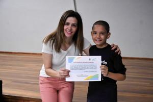 Poesia na Escola encerra projeto-piloto com apresentao e premiao de alunos em Umuarama