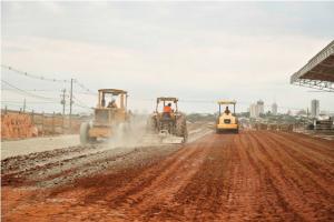 Construo do novo Terminal Rodovirio de Umuarama comea a receber pavimentao