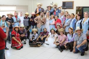 Festa junina anima pacientes do Hospital Uopeccan em Umuarama