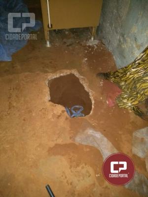 Novamente os reclusos da Cadeia Publica de Goioer cavaram buraco destinado a fuga