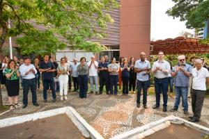 No Dia do Livro, Projeto Biblioteca Itinerante de Umuarama ganha um nibus novo
