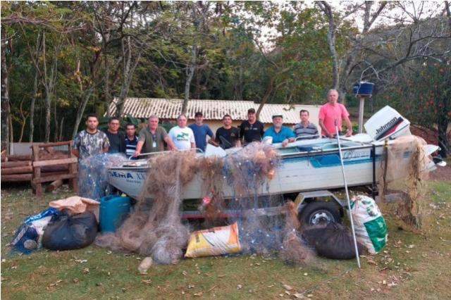 Materiais ilegais de pesca so apreendidos no Rio Paran e afluentes