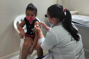 Mutiro de vacinao contra o coronavrus em Toledo atendeu mais de 300 crianas
