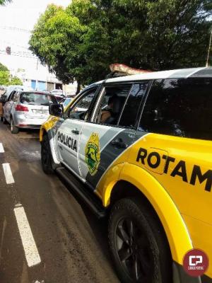 Equipe da ROTAM retira veculo clonado de circulao em Maring