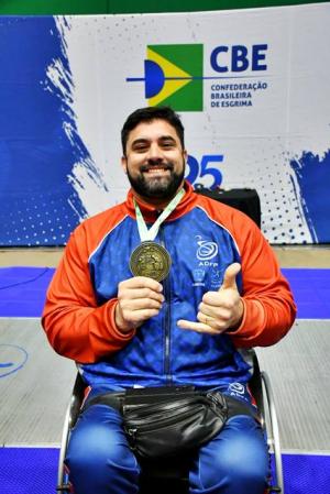 Paraesgrima do Paran conquista 14 medalhas na Copa Brasil