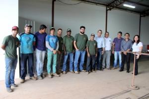 Pedro Coelho visita empresrios no Parque Industrial de Goioer