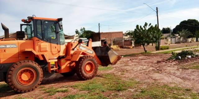 Arrastão de Limpeza retira mais de 10 toneladas de materiais inservíveis no Jardim Universitário, em Goioerê