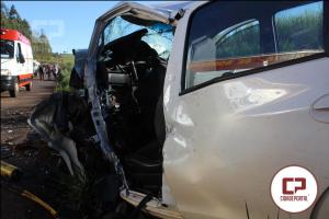 Vídeo: Duas pessoas perdem a vida e uma fica gravemente ferida em acidente entre Goioerê e Moreira Sales