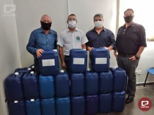 UFPR e Rotary entregam 682 litros de lcool 70 glicerinado para a Prefeitura de Goioer