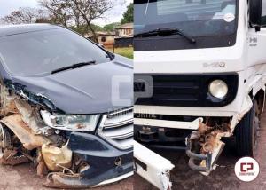 ATUALIZADA: Aps acidente na BR-272 em Goioer motorista abandona veculo preparado para contrabando