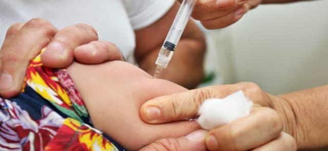 POLIOMIELITE: Campanha nacional pretende vacinar 95% das crianças menores de 5 anos