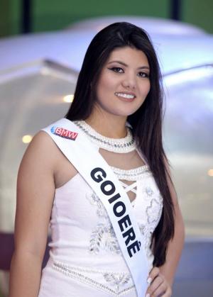 Tayna Namie Kato esta representando Goioer no Miss Teenager Brasil