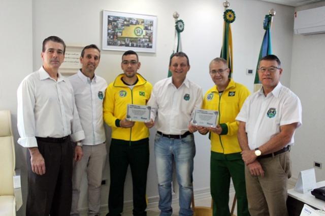 Prefeito Pedro Coelho recebe o goioerense tcnico da seleo brasileira de Karat Esportivo