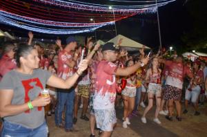 Segunda noite do Carnaval da Seringueira agitou a galera em Ubirat