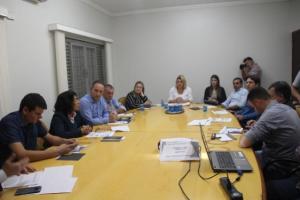 Prefeitos discutem pauta regional durante encontro na Comcam em Campo Mouro