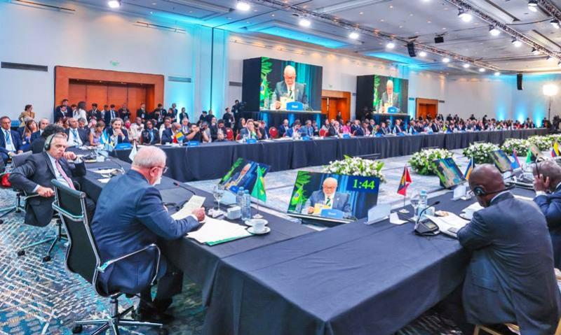 Países da região devem liderar preservação da Amazônia, diz Lula