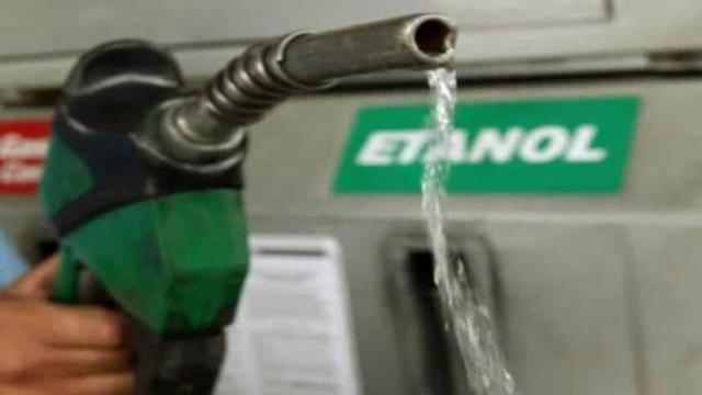 Preço do etanol cai em 17 Estados na semana, diz ANP; média nacional recua 0,10%