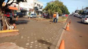 Melhorias e maisvagas de estacionamento no canteiro da Avenida Nilza em Ubirat