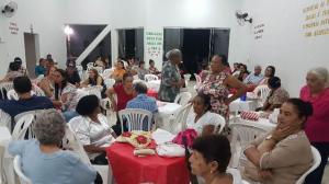 Centro de Convivncia para Idosos de Yolanda realiza jantar de confraternizao